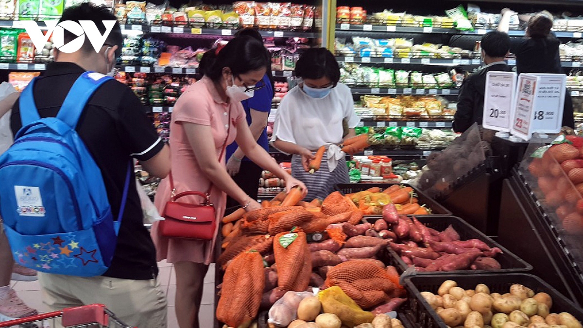Ho Chi Minh City economy expands 4.57% over nine months